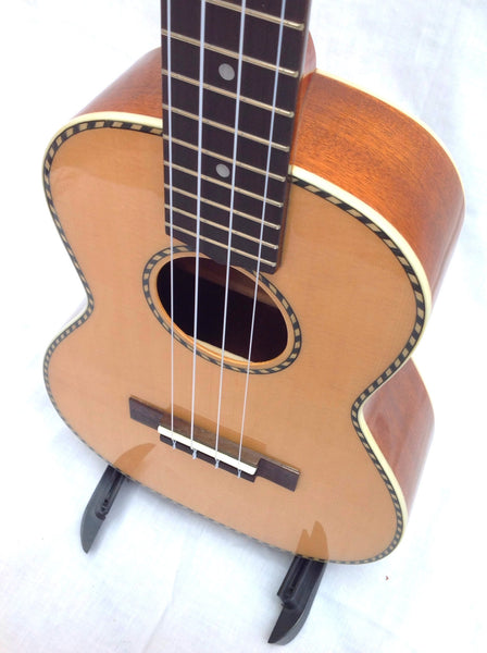 Classic Spruce Top Tenor